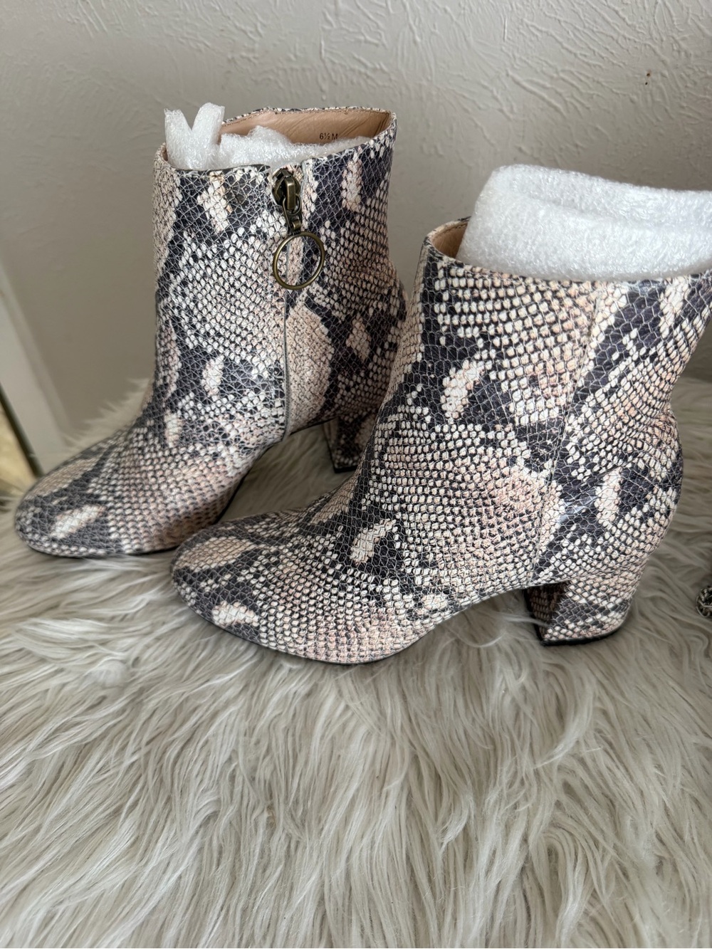 Able Snake-Print Ankle Boots in Gray and Black Size 6.5